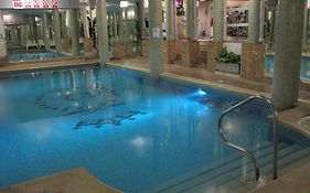Queens Hotel&Spa